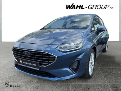 Gebraucht Ford Fiesta Titanium 125 PS (91 kW) 2023 Chromablau metallic Kleinwagen