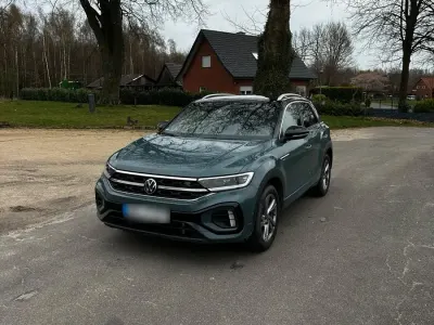 Gebraucht VW T-Roc 150 PS (110 kW) 2025 Blau SUV
