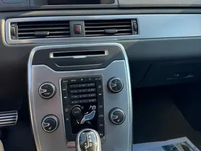 Gebraucht Volvo V70 Linje Svart 181 PS (133 kW) 2016 Schwarz Kombi