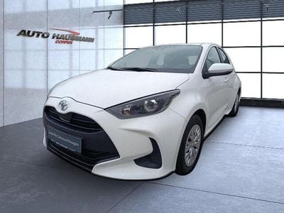 Usata Toyota Yaris Comfort 72 CV (52 kW) 2022 Bianco Utilitaria