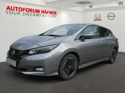 Gebraucht Nissan Leaf Tekna 110 kW (150 PS) 2022 Grau Kleinwagen