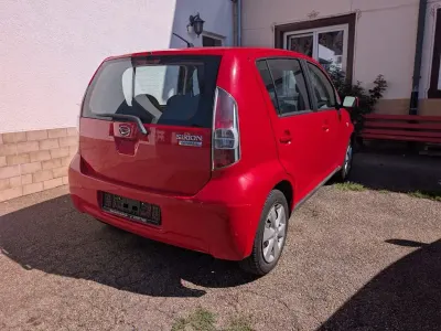 Gebraucht Daihatsu Sirion 69 PS (50 kW) 2007 Rot Kleinwagen