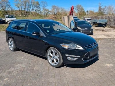 Gebraucht Ford Mondeo 140 PS (102 kW) 2012 Schwarz Kombi