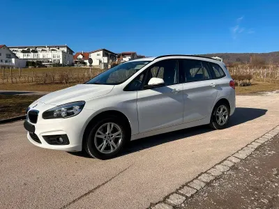 Gebraucht BMW 216 Gran Tourer Advantage 102 PS (75 kW) 2016 Weiß Van / Kleinbus
