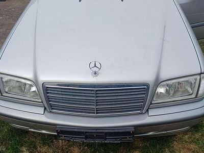 Gebraucht Mercedes C200 Elegance 102 PS (75 kW) 2000 Limousine