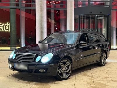 Mercedes E320