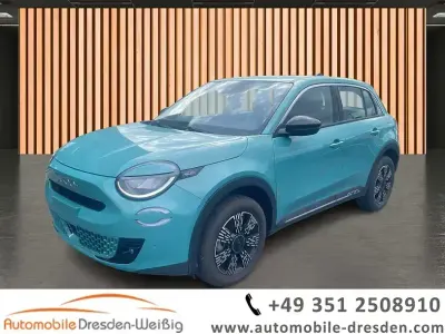 Gebraucht Fiat 600 Pop 136 PS (100 kW) 2025 Blau SUV