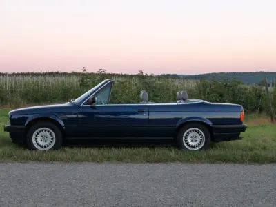 Gebraucht BMW 318 Cabriolet Sport Line 113 PS (83 kW) 1992 Blau Cabrio