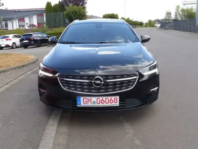 Gebraucht Opel Insignia Elegance 174 PS (127 kW) 2022 Diamond black Kombi