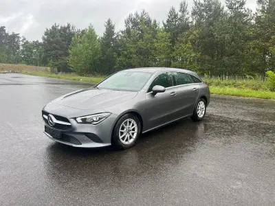 Używany Mercedes CLA180 Shooting Brake 116 KM (85 kW) 2021 Szary Kombi