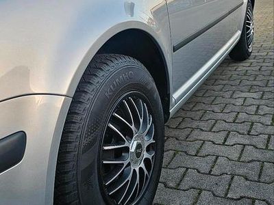 Silber Gebraucht 2001 VW Golf IV Limousine | 1.650 € (Fairer Preis)
