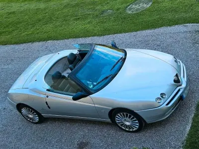Gebraucht Alfa Romeo Spider 150 PS (110 kW) 2002 Silber Cabrio