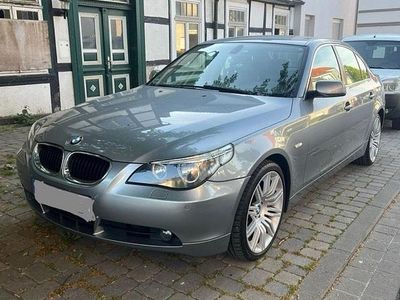 Usata BMW 525 191 CV (140 kW) 2004 Argento Berlina