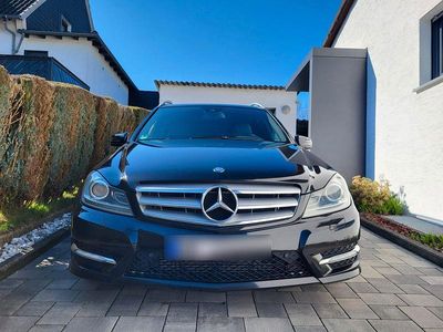 Gebraucht Mercedes C250 Avantgarde 204 PS (150 kW) 2011 Schwarz Kombi