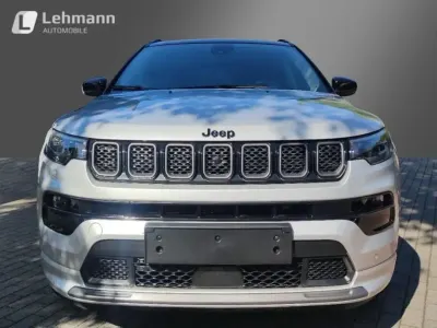 Gebraucht Jeep Compass 241 PS (177 kW) 2022 Silber SUV
