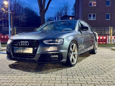 Grau Gebraucht 2015 Audi A4 S-Line Kombi | 18.600 € (Etwas zu teuer)
