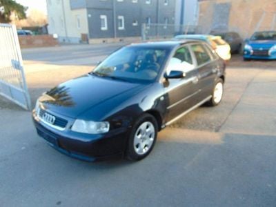 Gebraucht Audi A3 Attraction 102 PS (75 kW) 2000 Schwarz Kleinwagen