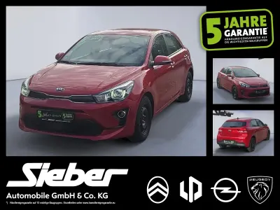 Gebraucht Kia Rio Vision 101 PS (74 kW) 2022 Signalrot Kleinwagen