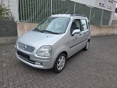 Gebraucht Opel Agila Comfort 75 PS (55 kW) 2002 Silber Van / Kleinbus