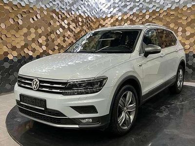 Gebraucht VW Tiguan Allspace Highline 179 PS (131 kW) 2018 White silver SUV