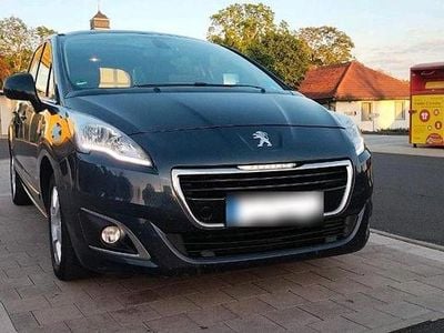 Usata Peugeot 5008 Business-Line 114 CV (83 kW) 2014 Blu Monovolume