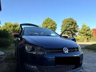 Gebraucht VW Polo Highline 105 PS (77 kW) 2011 Blau Kleinwagen