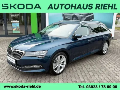 Gebraucht Skoda Superb Premium Edition 200 PS (147 kW) 2021 Lavablau metallic Kombi