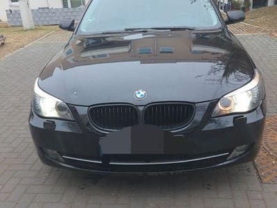 Schwarz Gebraucht 2007 BMW 520 Kombi | 2.800 € (Superpreis)