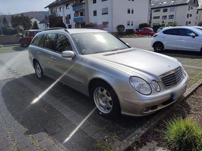 gebraucht Mercedes E220 