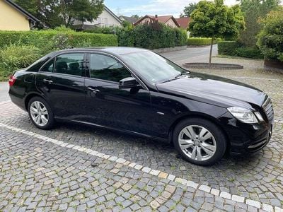 Mercedes E300