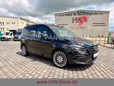 Gebraucht Mercedes T180 Progressive 116 PS (85 kW) 2022 Loparitschwarz Van / Kleinbus