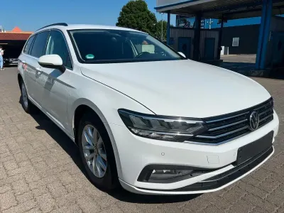Gebraucht VW Passat Business 150 PS (110 kW) 2021 Weiß Kombi