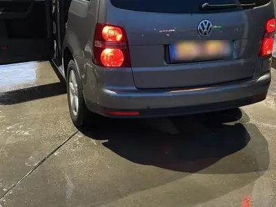 Gebraucht VW Touran 140 PS (102 kW) 2007 Grau Van / Kleinbus