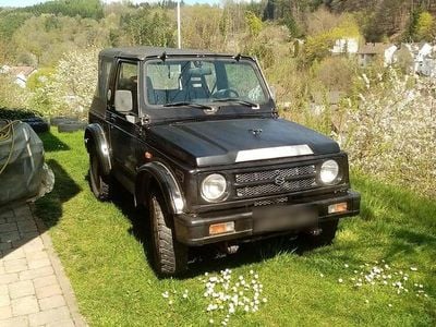 Usado Suzuki Samurai 69 HP (50 kW) 1997 Preto SUV