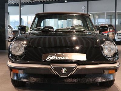 Gebraucht Alfa Romeo Spider 116 PS (85 kW) 1986 Schwarz Cabrio