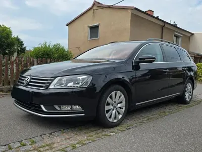 Gebraucht VW Passat 160 PS (117 kW) 2012 Schwarz Kombi