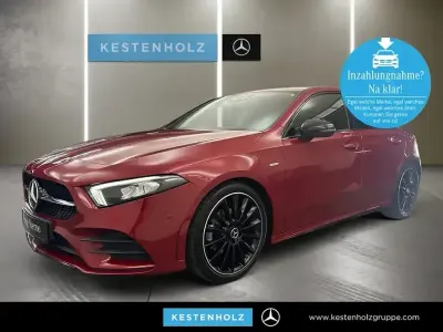 Gebraucht Mercedes A180 AMG 136 PS (100 kW) 2021 Rot Limousine