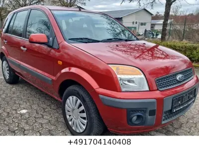 Usata Ford Fusion Style 80 CV (58 kW) 2009 Rosso Utilitaria