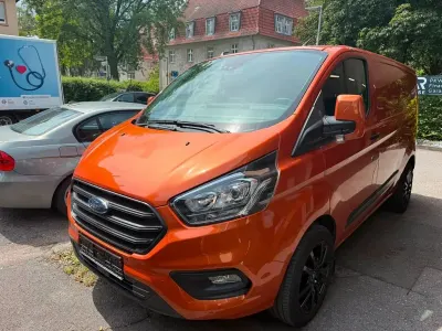 Gebraucht Ford Transit Custom Trend 170 PS (125 kW) 2023 Orange glow Van / Kleinbus