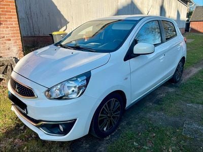 Gebraucht Mitsubishi Space Star Edition 80 PS (58 kW) 2018 Weiß Kleinwagen
