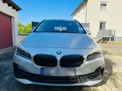 Gebraucht BMW 218 Gran Tourer 140 PS (102 kW) 2019 Grau Van / Kleinbus
