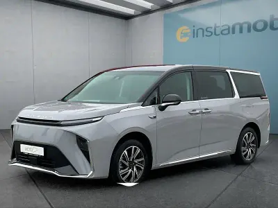Usata Maxus MIFA 9 180 kW (245 CV) 2024 Nero Monovolume