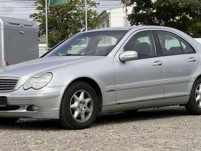 Mercedes C200