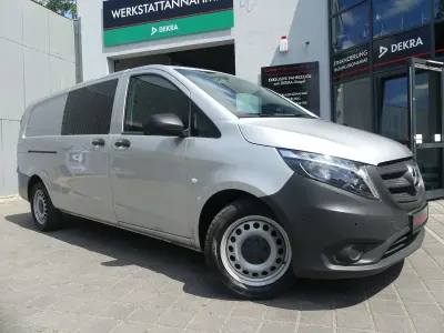 Gebraucht Mercedes Vito 136 PS (100 kW) 2023 Silber Van