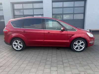 Usata Ford S-MAX Titanium 140 CV (102 kW) 2013 Monovolume