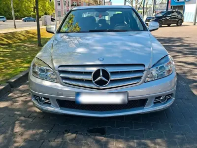 Gebraucht Mercedes C180 Avantgarde 156 PS (114 kW) 2007 Silber Limousine