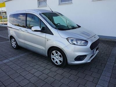 Gebraucht Ford Tourneo Courier Titanium 101 PS (74 kW) 2020 Silber Van / Kleinbus