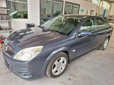 Gebraucht Opel Vectra 140 PS (102 kW) 2006 Blau Limousine