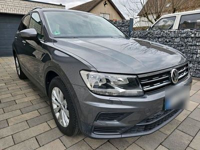 gebraucht VW Tiguan 1.4 TSI // TÜV NEU // SCHECKHEFTGEPFLEGT