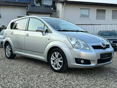 Gebraucht Toyota Corolla Verso Sol 136 PS (100 kW) 2009 Silber Van / Kleinbus